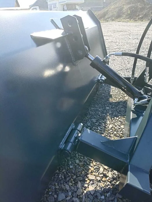 Łyżka hydrauliczna ciągnika na tuz tył/przód. Producent. – zdjęcie 9