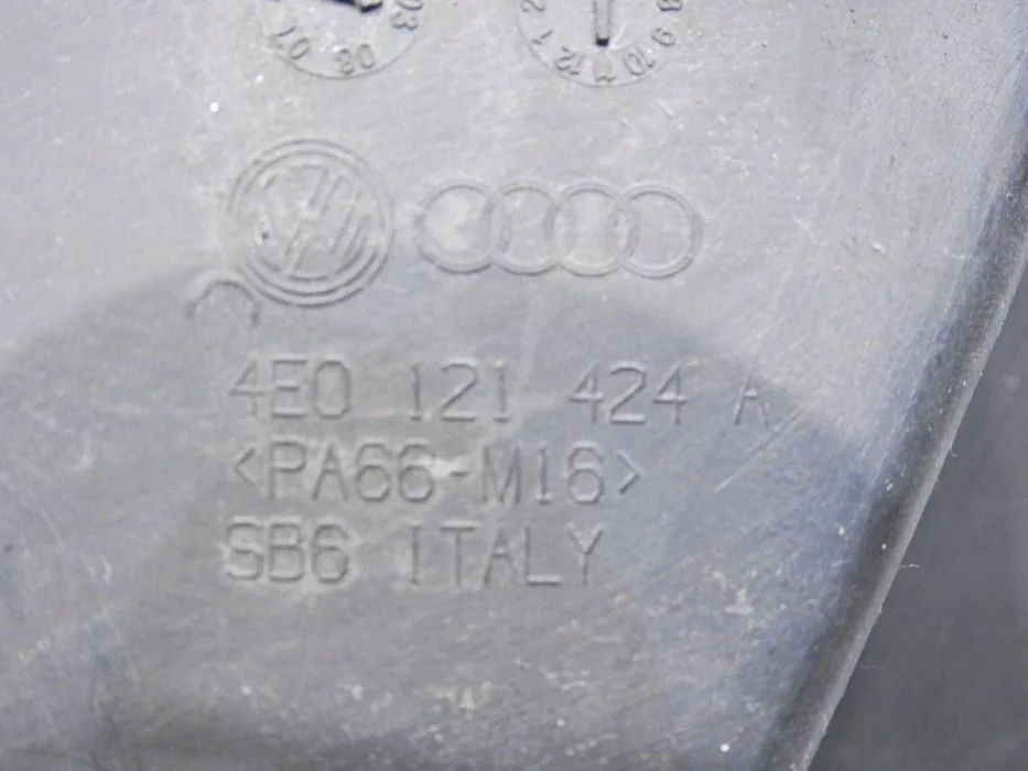 Obudowa Zbiorniczka Wyrównawczego Audi A8 D3 4.0 V8 Tdi 4E0121424A – zdjęcie 5