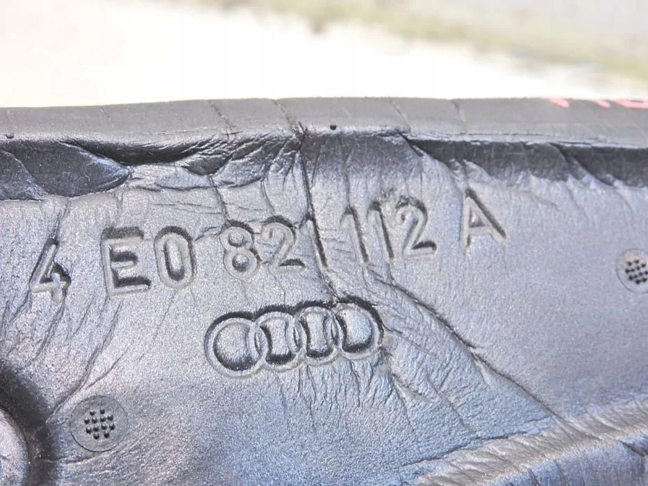 Wygłuszenie Błotnika Prawy Przód Audi A8 D3 4E0821112A – zdjęcie 5
