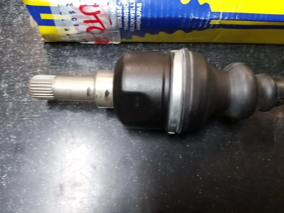 Półoś napędowa przód L 635mm CITROEN BERLINGO, C4, GRAND PICASSO PEUGEOT 307 1.4D-2.0D 08.00 – zdjęcie 3