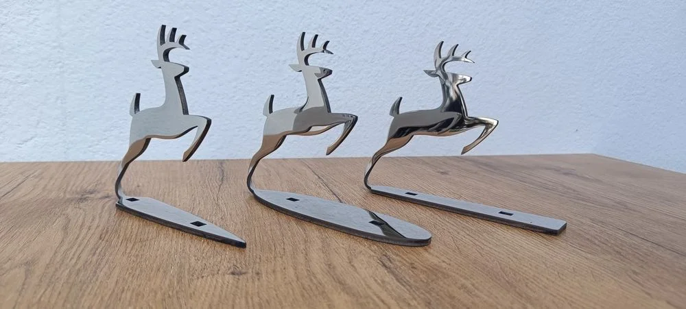 Emblemat John Deere 12cm polerowany na lustro stal nierdzewna znaczek – zdjęcie 2