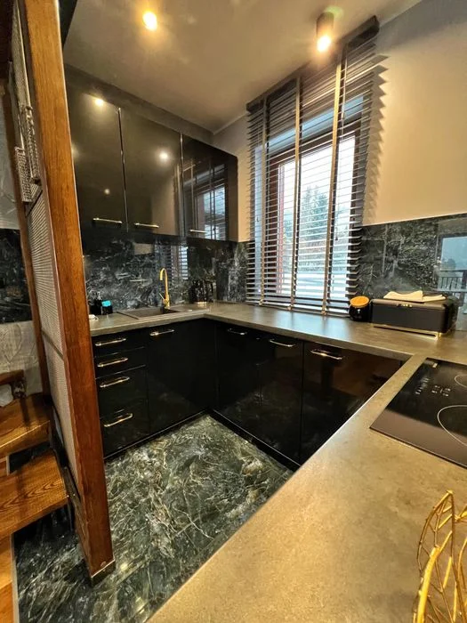 Domki w Górach Apartamenty z Jacuzzi Widok na Góry Szklarska Poręba – zdjęcie 5