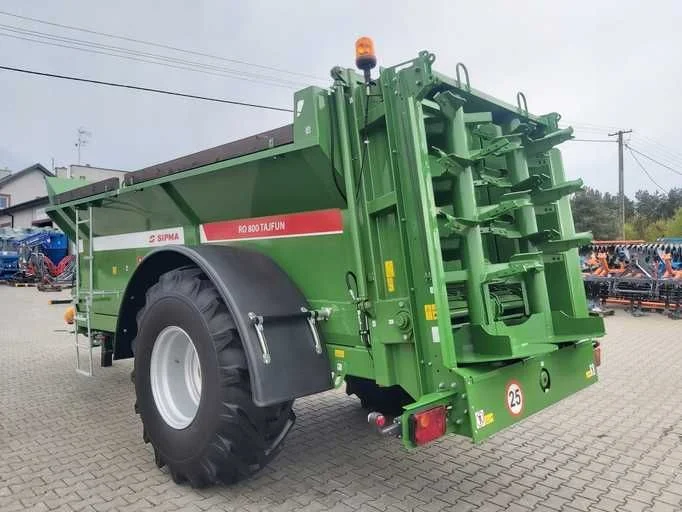Rozrzutnik Obornika Wapna Skorupowy SIPMA Tajfun 6t 8t 10t Tornado 12t – zdjęcie 3