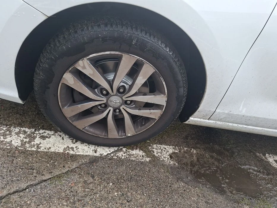 Felgi aluminiowe 16 Hyundai i30 III z oponami zimowymi