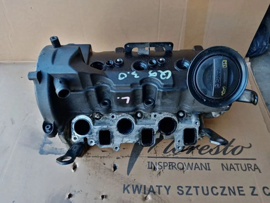 Głowica silnika lewa kompletna wałki Audi Q5 3.0 TDI CTB 059353EK