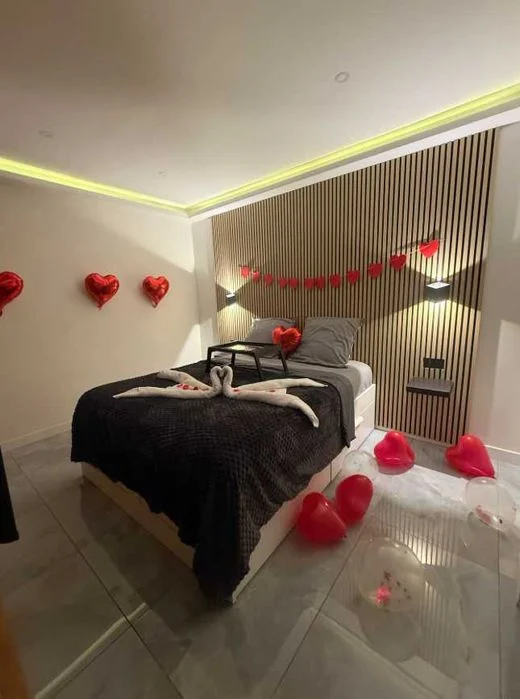 Elegancki i romantyczny apartament – prywatne jacuzzi – zdjęcie 5