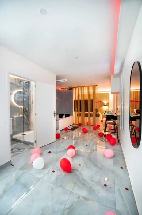 Elegancki i romantyczny apartament – prywatne jacuzzi – zdjęcie 8