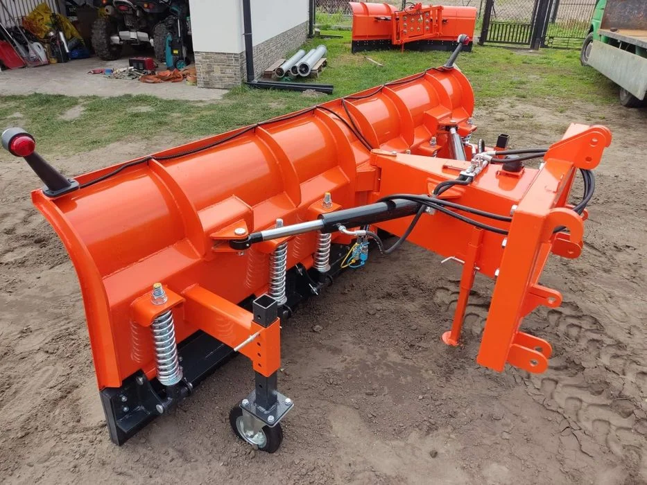 Mocny pług do śniegu z hydrauliką do tuza tura Metal-Technik 2.6-3.0m – zdjęcie 7