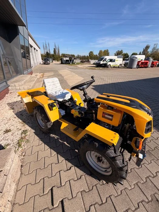 Miniciągnik Tauros ZX18d 4x4 diesel z hydrauliką NOWY