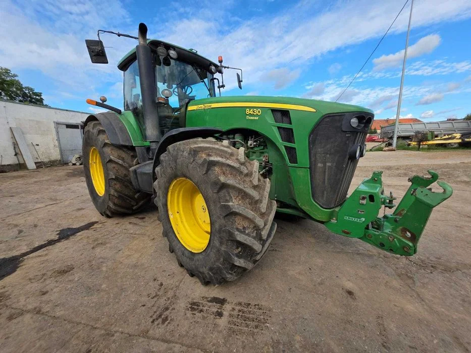 John Deere 8430 – zdjęcie 2