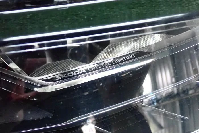 SKODA KODIAQ CRYSTAL LIGHTING LIFT 21- reflektor prawy lampa prawa – zdjęcie 5