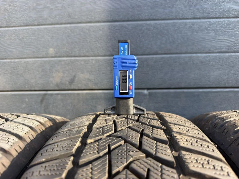 Opony zimowe Dunlop 205/50/17 93H - 2022r. JAK NOWE! – zdjęcie 6