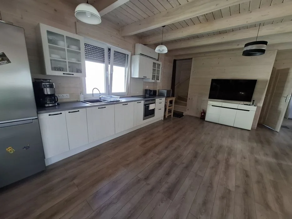 Bursztynowa Przystań jez. Wojnowskie, dom dla 6 - 8 -10 osób jacuzzi sauna pomost – zdjęcie 4