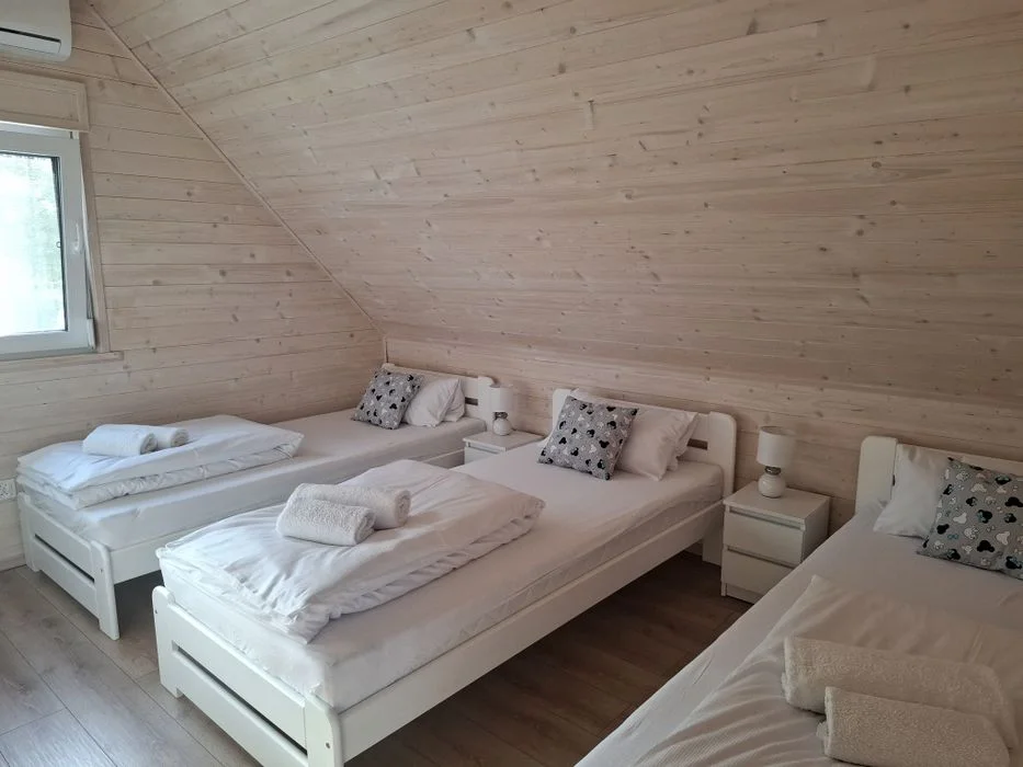 Bursztynowa Przystań jez. Wojnowskie, dom dla 6 - 8 -10 osób jacuzzi sauna pomost – zdjęcie 9
