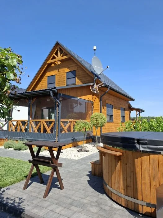 Bursztynowa Przystań jez. Wojnowskie, dom dla 6 - 8 -10 osób jacuzzi sauna pomost – zdjęcie 2