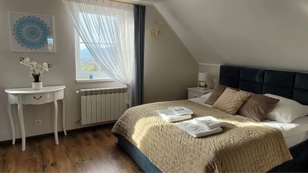 Dom domek w górach, domek z jacuzzi, willa strefa SPA (balia sauna) Beskidy Góry Ferie Święta noclegi – zdjęcie 3
