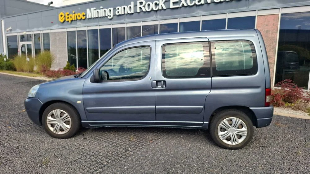 Citrone berlingo, 1.6 hdi ,90 km!2006 rok !dobry stan ! Beż rdzy ! – zdjęcie 5