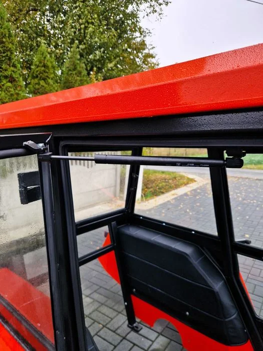 Kabina Ursus C360 C330 C-360 C-330 MTZ T25 kabiny ciągnikowe TRANSPORT cała Polska PROMOCJA ! – zdjęcie 9
