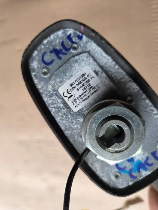 Antena dachowa Citroen C4 Cactus LIFT – zdjęcie 6