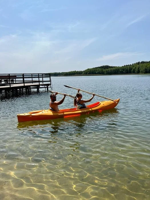 Całoroczny dom nad jeziorem SEN MAZUR z sauną, jacuzzi ,własną plażą – zdjęcie 11