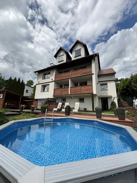 Apartamenty 4-osobowe z aneksami kuchennymi, jacuzzi, sauna, basen – zdjęcie 4