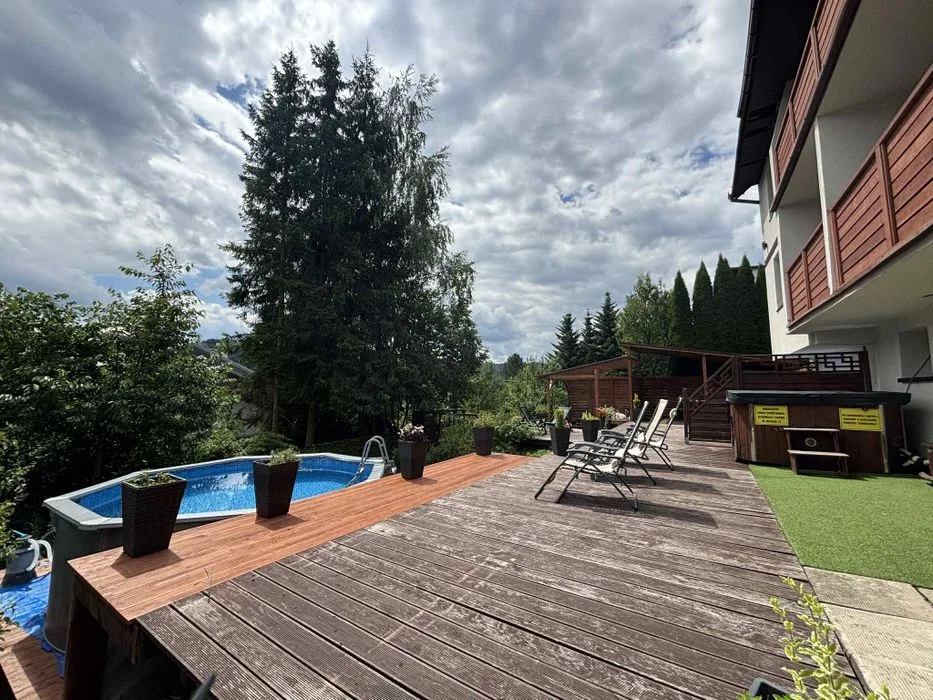 Apartamenty 4-osobowe z aneksami kuchennymi, jacuzzi, sauna, basen – zdjęcie 11