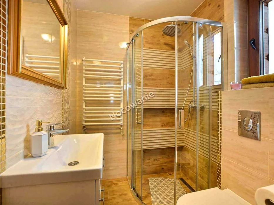 Domki Noclegi Jacuzzi SPA Sauna Basen, Bieszczady, Solina, Ustrzyki Dolne, Polańczyk Domek Nocleg Dworek, Arłamów Lesko Sanok Przemyśl Łowienie Ryb – zdjęcie 8