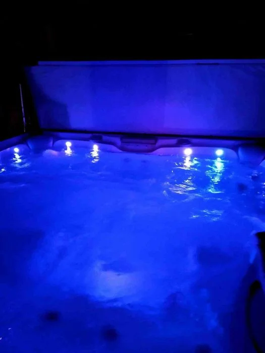 Domki Noclegi Jacuzzi SPA Sauna Basen, Bieszczady, Solina, Ustrzyki Dolne, Polańczyk Domek Nocleg Dworek, Arłamów Lesko Sanok Przemyśl Łowienie Ryb – zdjęcie 3