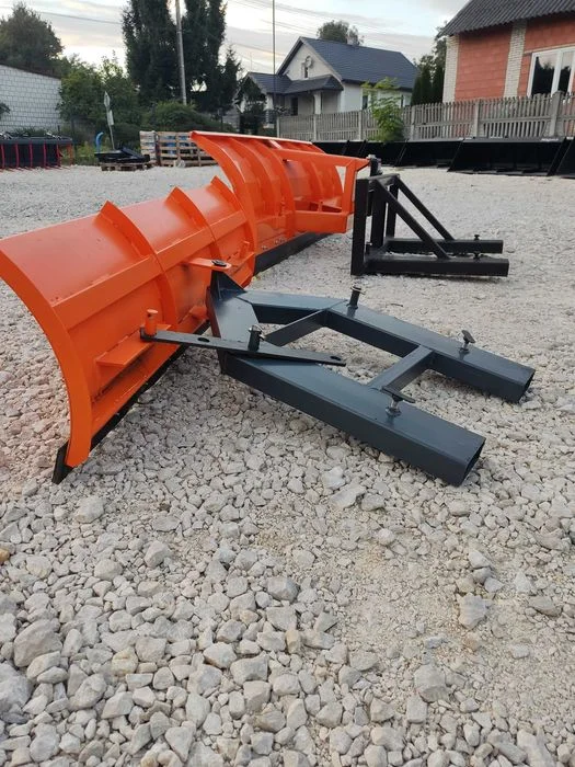 pług do śniegu lekki do wózka widłowego – zdjęcie 2