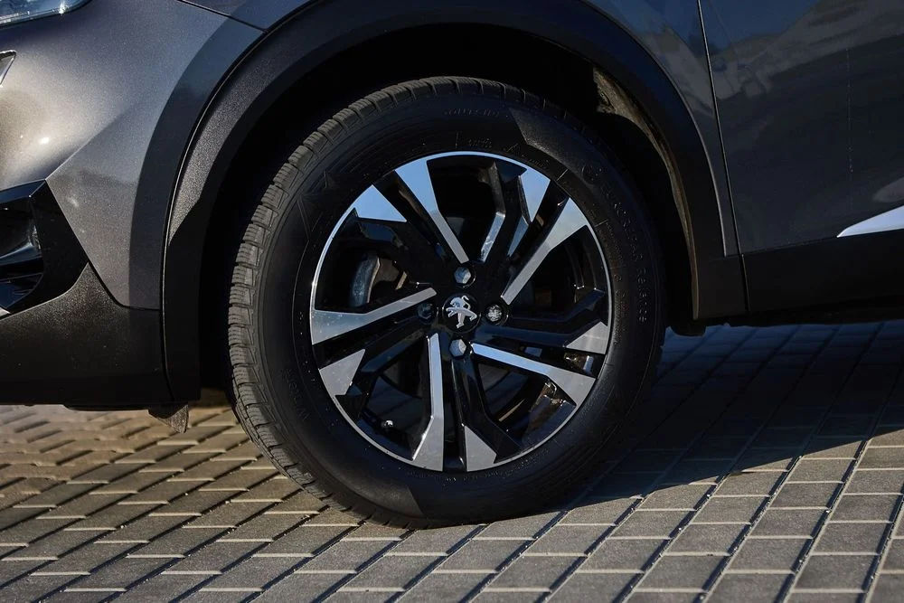 Peugeot 2008 Peugeot 2008 Allure Pack 1.2 PureTech 130 KM – zdjęcie 7
