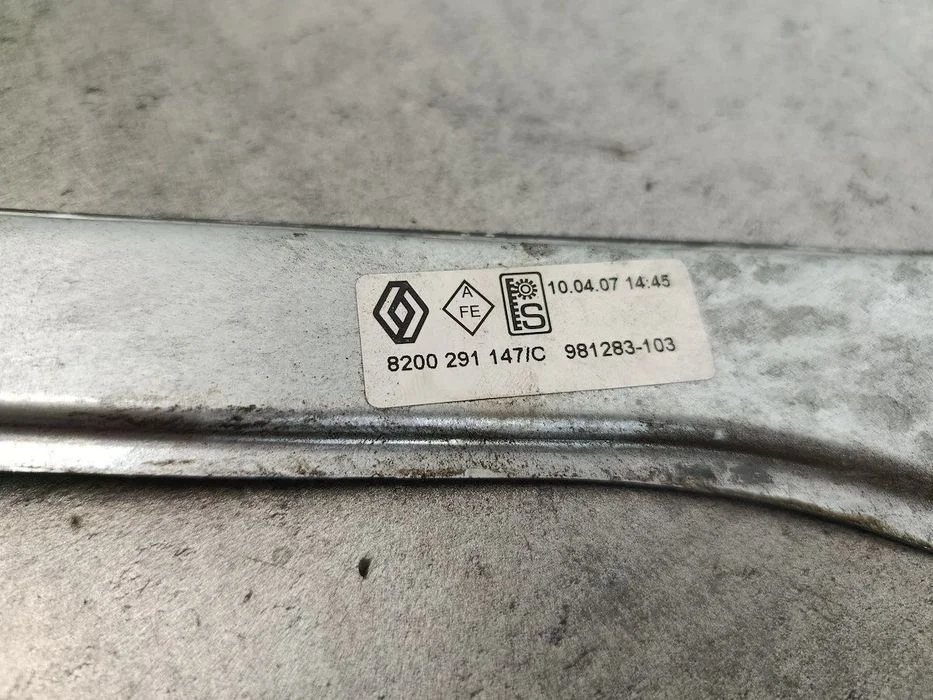 Podnośnik Szyby Prawy Przód Renault Clio Iii 8200291147C – zdjęcie 8