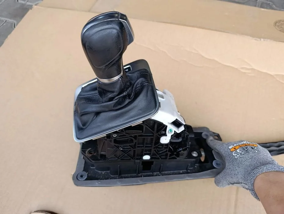 Vw Touareg Ii 2 7P Wybierak Lewarek Zmiany Biegów Automat 7P1713041C – zdjęcie 4