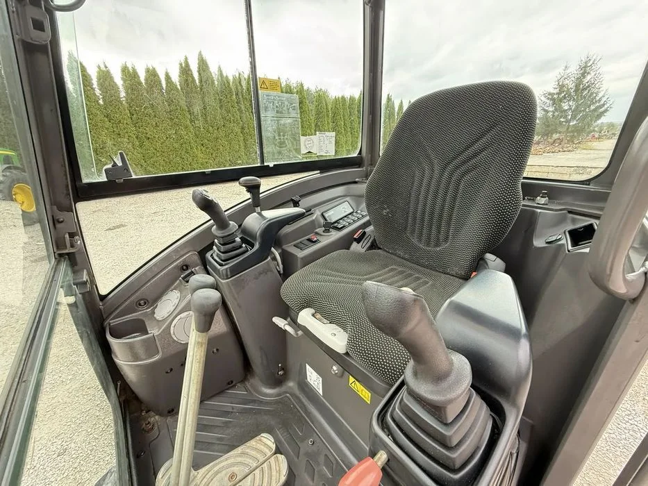 Volvo EC18D EC 18 D / Z NIEMIEC / PIĘKNA / POWERTILT / 2017 ROK / ORYGINAŁ / 15 16 17 20 22 301.6 301.8 VIO PC KX 018 19C 16C 18-3 Minikoparka JCB Bobcat Kubota Yanmar Komatsu CAT Hitachi – zdjęcie 8