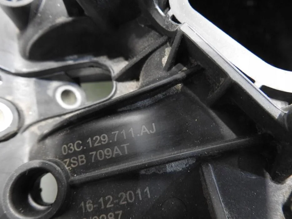 Kolektor Ssący Vw Touran 1T3 Lift 1.4 Tsi 03C129711Aj – zdjęcie 5