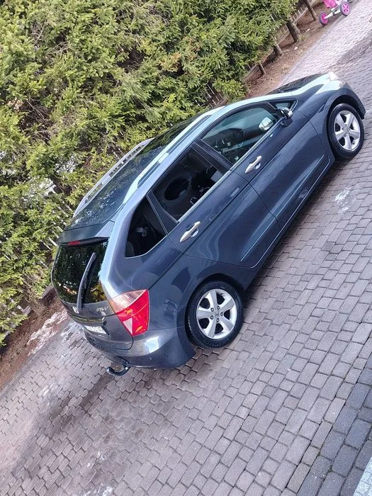 Honda FR-V Automat, 6 osobowy, bogato wyposażony – zdjęcie 3