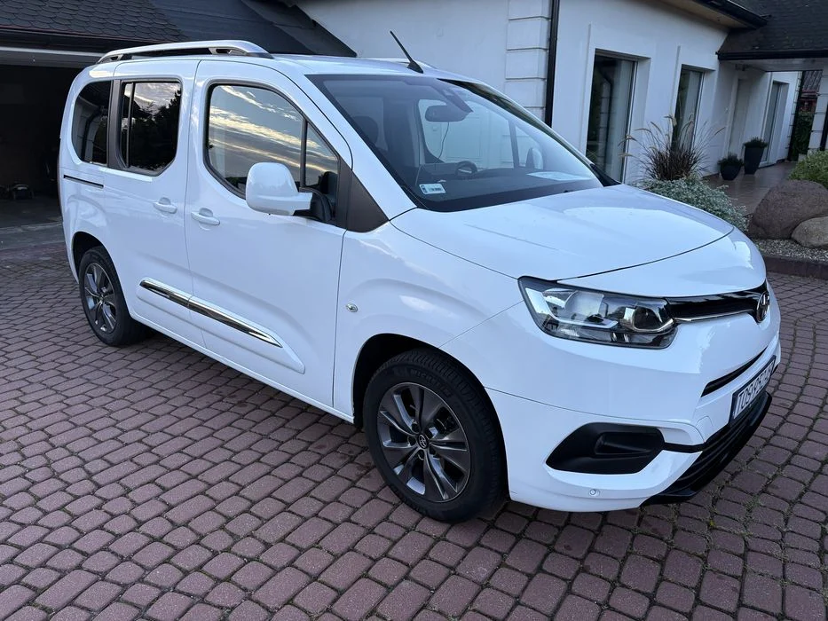 Toyota Proace City Verso Family D4D 130 kM – zdjęcie 3