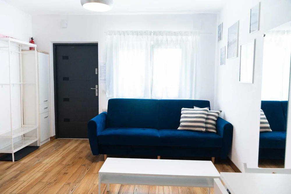 Noclegi dla Firm Hostel хостел Tanie Kwatery Pracownicze – Faktura Vat – WIFI – Parking – Domki 2-4 osobowe – Domek E – zdjęcie 3