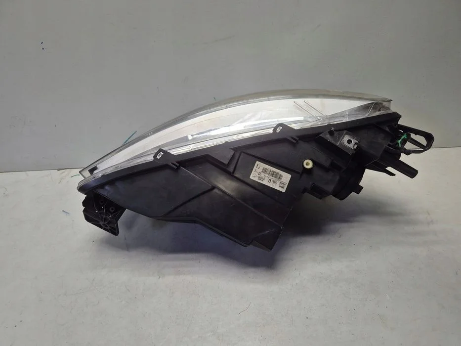 Uszkodzona Lampa Opel Combo E 9816825480 Reflektor Prawa Strona – zdjęcie 6