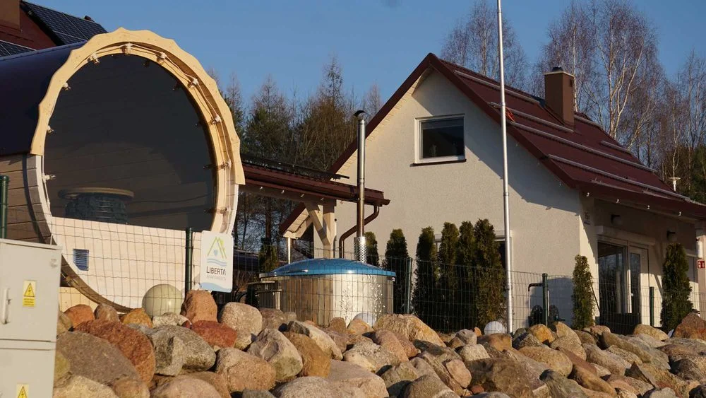 Całoroczne domki z jacuzzi, sauną. Wakacje nad jeziorem, Mazury – zdjęcie 8