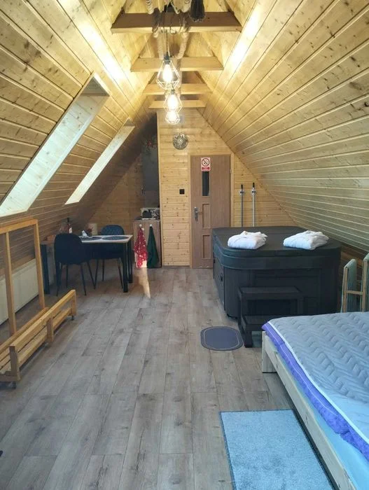 Apartament z jacuzzi na wyłączność – zdjęcie 2