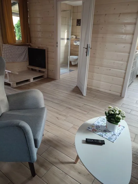 Domek Marta, Domki U Marty w Wielu na Kaszubach, jezioro,Wiele,Kaszuby, jezioro Wielewskie, nocleg na Kaszubach, domki, balia, sauna, jacuzzi – zdjęcie 6
