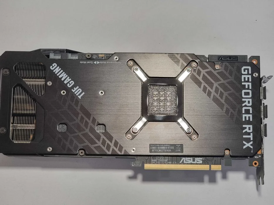 Karta graficza Asus TUF GeForce RTX 3090 Gaming OC 24GB GDDR6X (TUF-RTX3090-O24G-GAMING) – zdjęcie 3