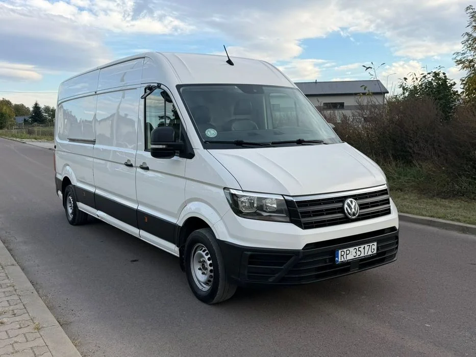 Volkswagen CRAFTER Volkswagen Crafter 2.0 TDI (177 HK) – CC – R.Kam