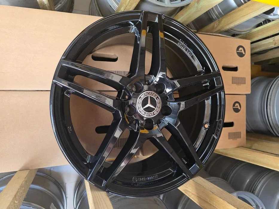 [N52] 4x 19 Cali 5x112 NOWE Felgi aluminiowe Mercedes Klasa A C E M S V Vito GLC CLA EQA 8Jx19H2 ET30