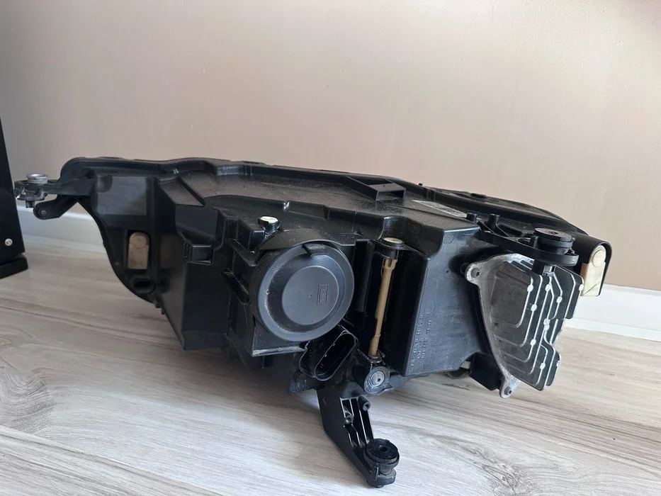 VW T-Roc Lift – prawy reflektor LED 2GA 941 006 F – zdjęcie 5