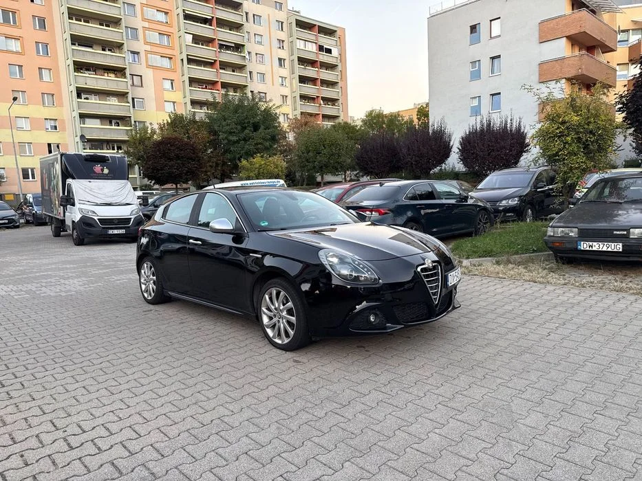 Alfa Romeo Giulietta zNiemiec!Zarejstrowany!2.0Jtd170kMSerwisowana!MegaStan!Tanio! – zdjęcie 2