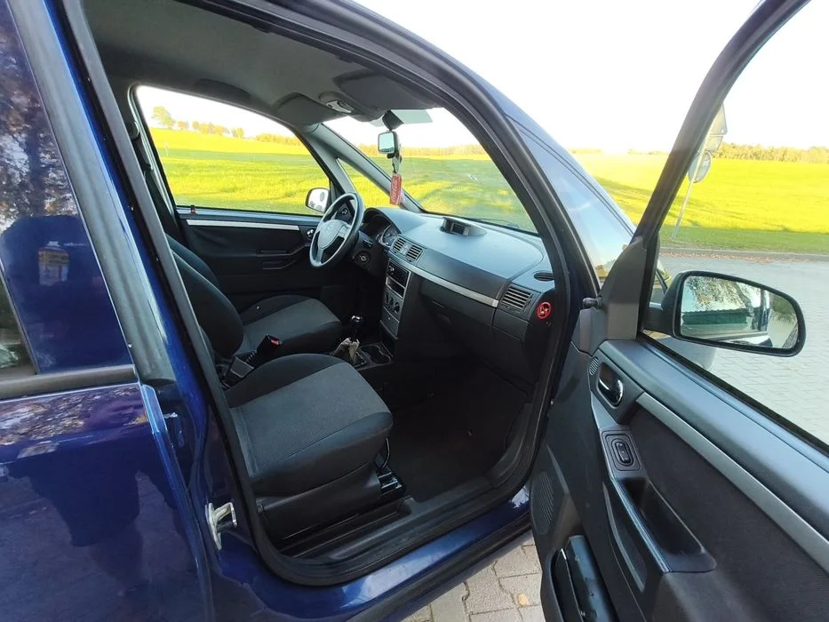 Meriva 1.6 8v Nowe sprzęgło Sprawna klimatyzacja Zimówki HAK – zdjęcie 6