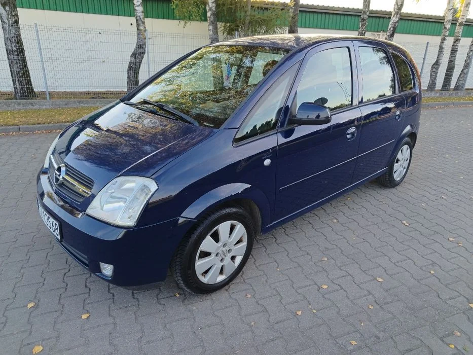 Meriva 1.6 8v Nowe sprzęgło Sprawna klimatyzacja Zimówki HAK