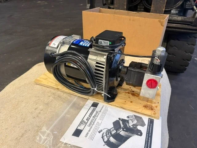 nowa prądnica hydrauliczna do podnośnika telekopowego 230 volt 3,5kva