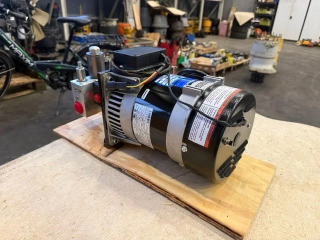 nowa prądnica hydrauliczna do podnośnika telekopowego 230 volt 3,5kva – zdjęcie 5